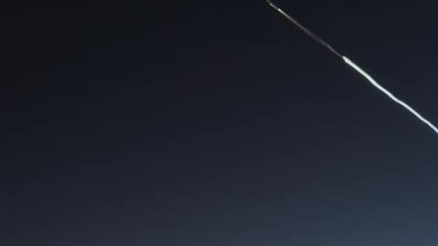 "Blood Froze": Pilot's Terrifying Eyewitness Account of Missiles Over Lebanon (Iran-Israel Conflict)