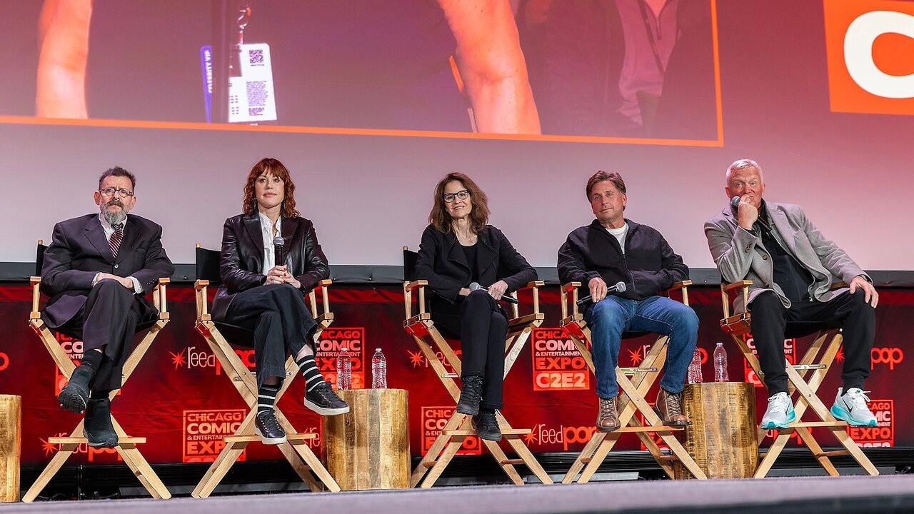 Breakfast Club & Weird Science Reunions (Molly Ringwalkd, Emilio Estevez, & More)