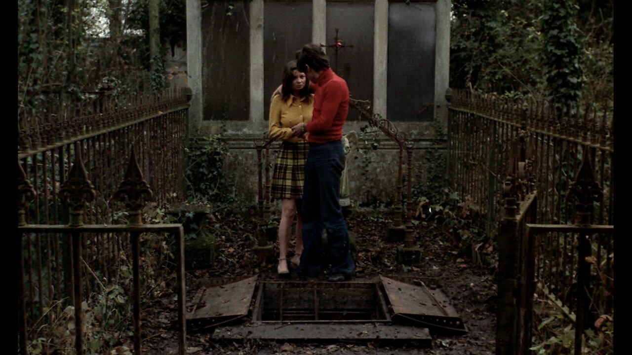 "The Iron Rose" ( 🇫🇷 1973 🪦 ) The Ultimate Cemetery Film ⚰ French with switchable English Subtitles