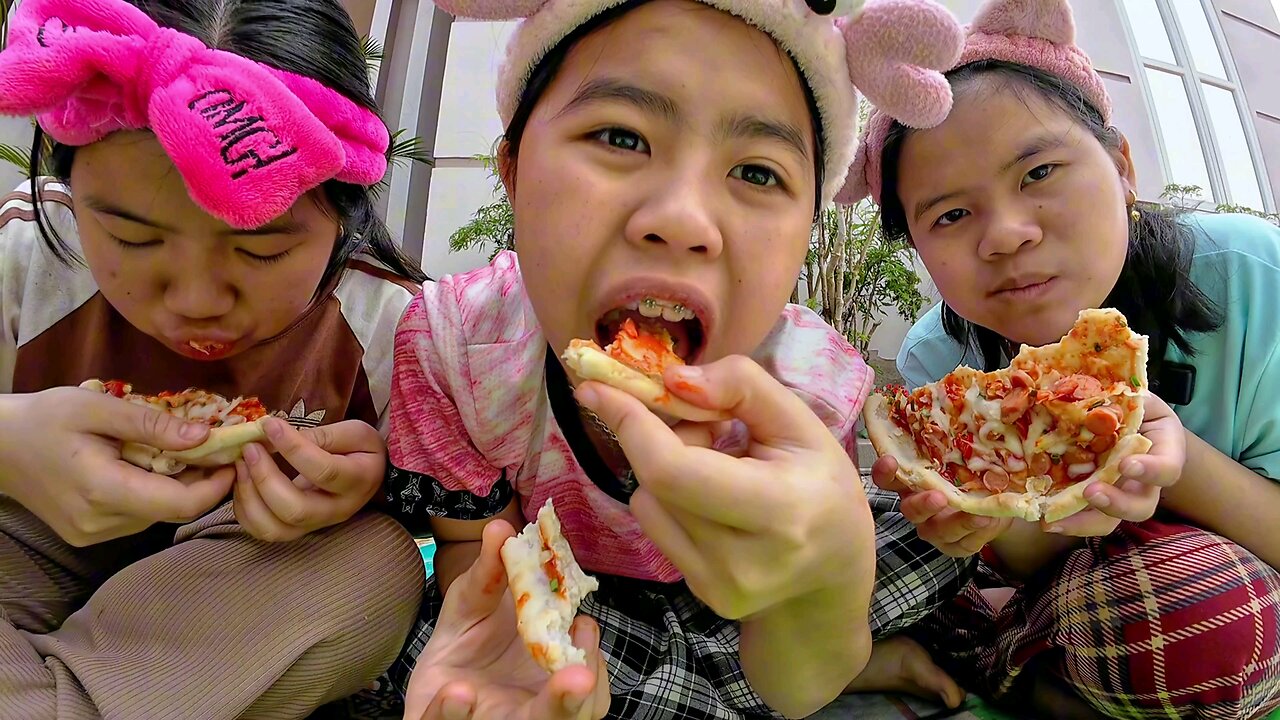 I love cookies that make delicious pizza!