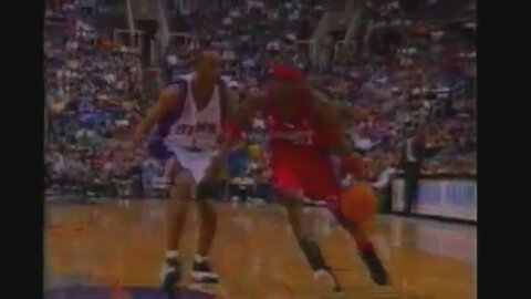Darius Miles 10 Points 3 Blk @ Suns, 2001-02.