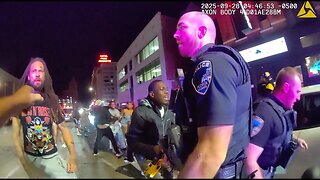Officers Attacked While Responding to a Shooting (Peoria, IL PD).mp4