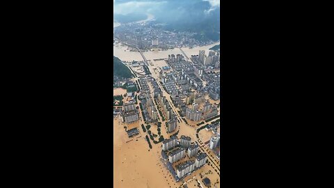 Parts of China 🇨🇳 is literally underwater during monsoon season