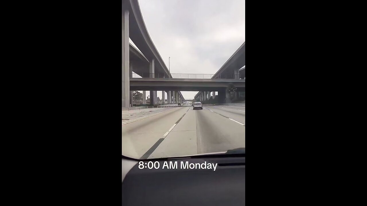 Traffic is disappearing on Los Angeles freeways