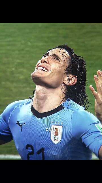 Cavani and Cr Ronaldo 🥺🙂