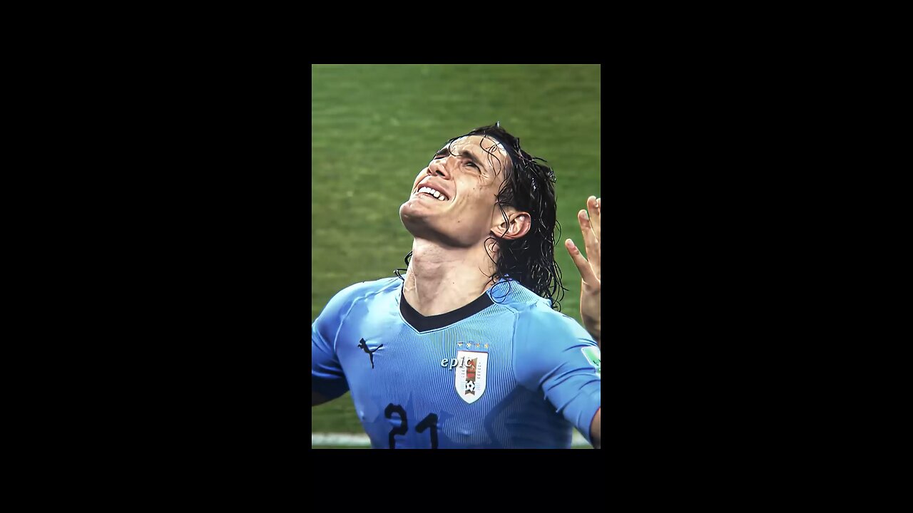 Cavani and Cr Ronaldo 🥺🙂