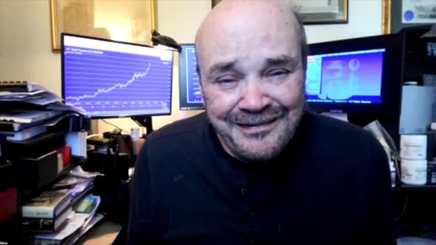 View"Martin Armstrong ~ minute of First shot Gold market EU frozen | Get out now!"