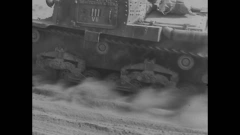 m1340_tank_and_l335_tankette_on_the_move