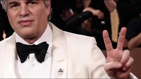 BE RENEE GOOD! HOLLYWOOD CIA AGENTS BEGIN THEIR SOCIAL ENGINEERING CAMPAIGN FOR CHANGE ON AMERICA!