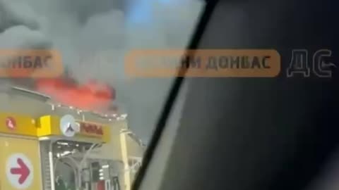 🤬 Russian terrorists attacked market and store in Druzhkivka (Donetsk region).