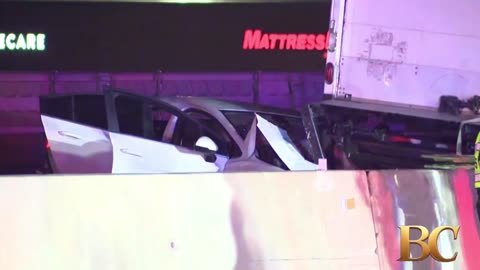 5 people dead in massive car crash in Austin, driver charged