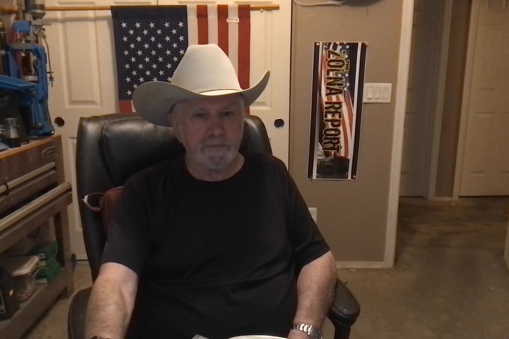 Elon Musk Proves Apollo 11 Was An Absolute Fraud!