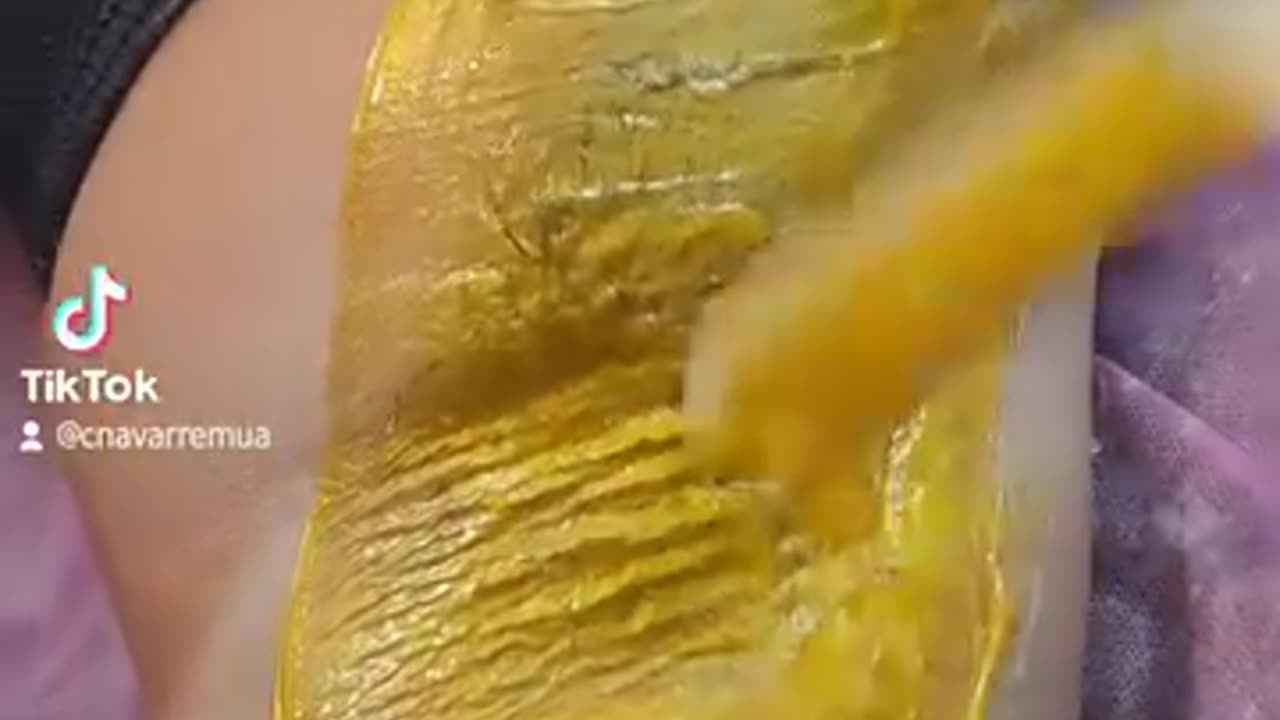 Underarm Waxing Demo Using Sexy Smooth Golden Allure Hard Wax | Honest Review by @caitlin_navarre