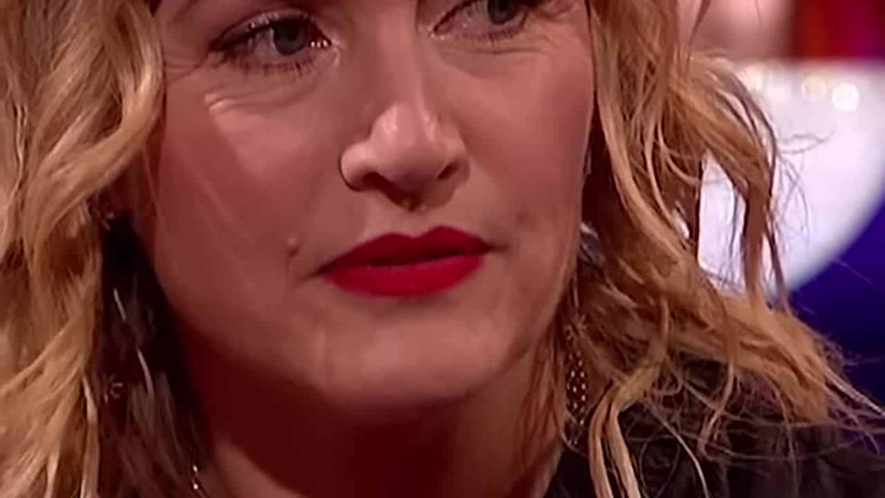 Kate Winslet has famous b**bs 🫡