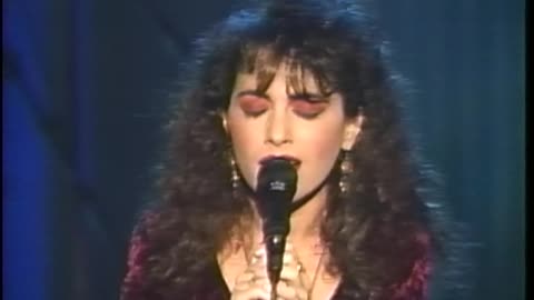Bangles - Eternal Flame = Live Arsenio Hall 1989