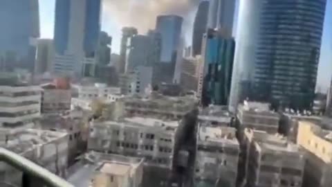 Someone documented the full impact — missile fall captured in Ramat Gan.