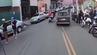 Forget every police chase scene you have ever seen 🚓