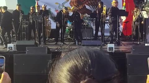"Banda Nueva York" celebra la Independencia de México en NYC. 2de5