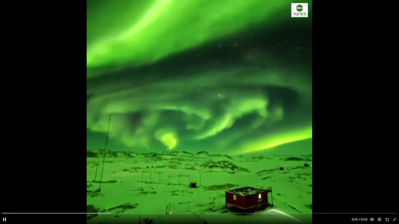 Northern lights in Antarctica. - still on my bucket list (not Antarctica though )
