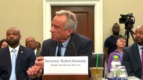 RFK Jr 🚨 The cure for Alzheimer’s was delayed due to CORRUPTION at NIH.