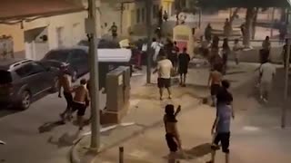 Hordas de magrebíes con armas blancas recorren las calles de Torre Pacheco para cazar españoles