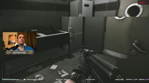 Tarkov's newest HERO needs your help without third party software- KovaaKs 555hrs