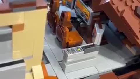 Amazing: Amazing SECRET Features In New LEGO Star Wars Set!
