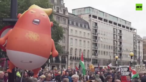 As Donald Trump arrives in UK, protests erupt across London