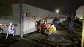 LIVE: Protest Outside Broadview ICE Facility