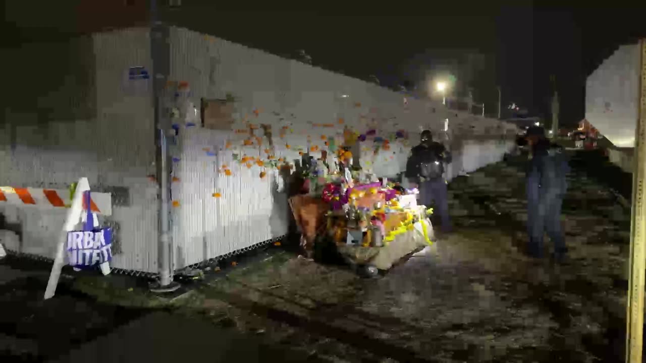 LIVE: Protest Outside Broadview ICE Facility