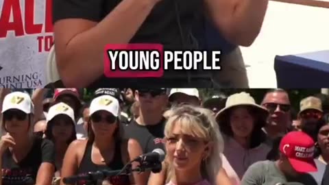 Former OnlyFans Star Asks Charlie Kirk About Banning Porn