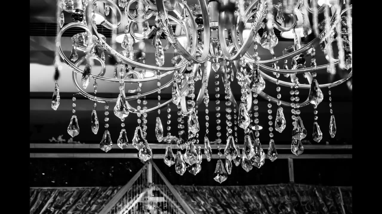 Lord Winter - Chandelier