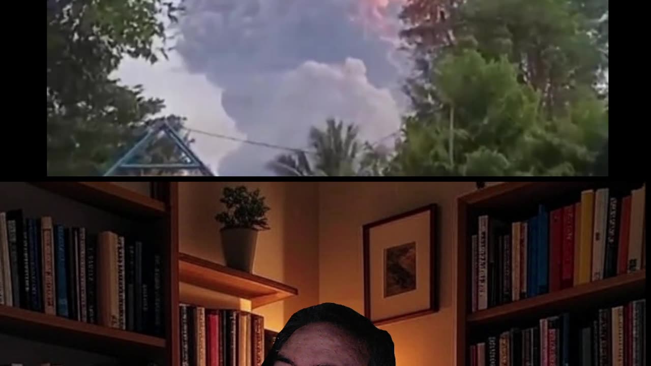 Mount Lewotobi Laki laki in Indonesia has erupted