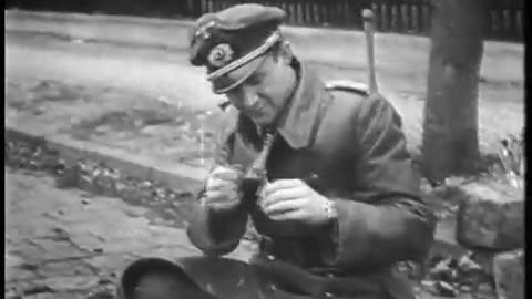 Die Deutsche Wochenschau (755 - 10 - 1945)