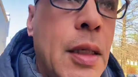 Democrat tells others to start voting Republican, see past corrupt news