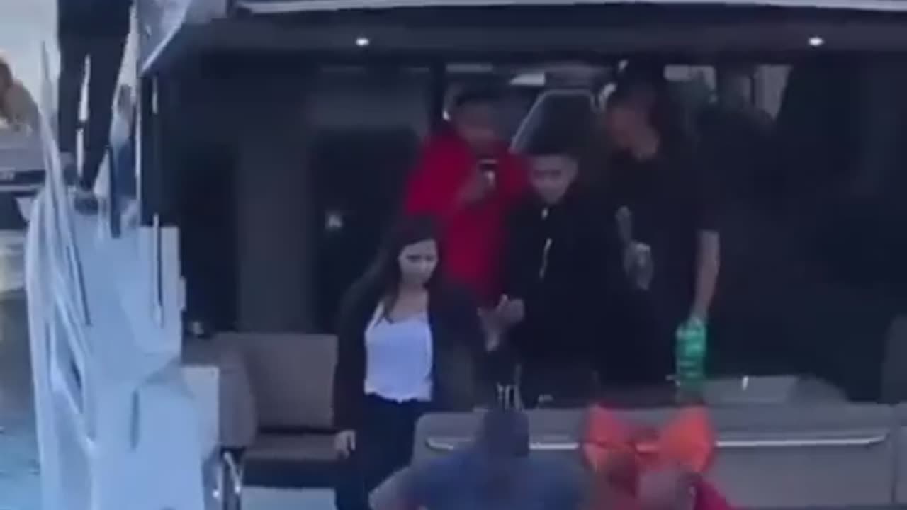 😂🤦‍♂️ Tumble Tumble Drop! | FunFM