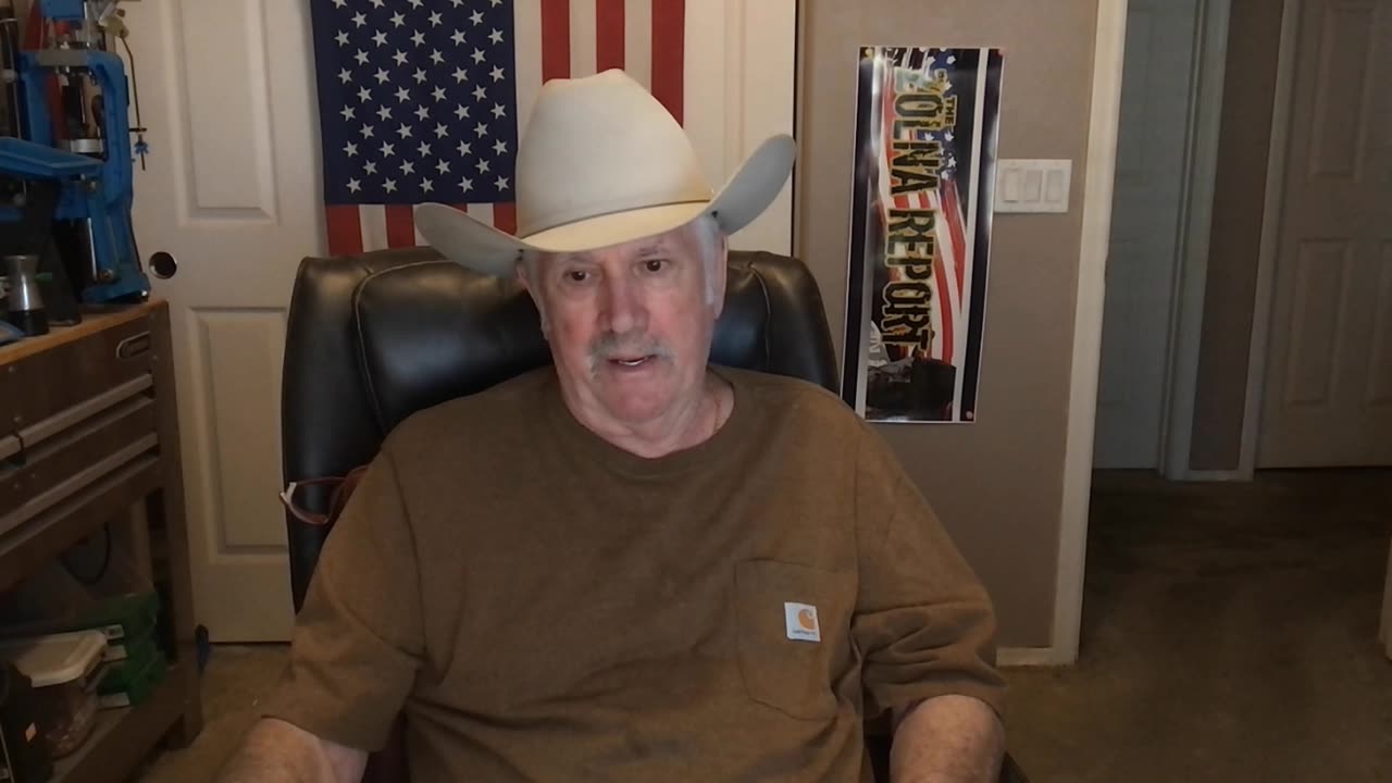 One Of Epstein Girlfriends Talks About When Trump Started Groping Her!