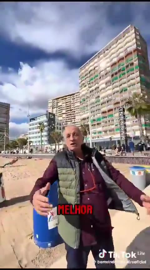 PARA OS POBRES CARCAÇA DE FRANGO, PARA OS AMIGOS LEI ROUNET