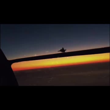 Incredible Video of a Swedish Gripen Flying At Night With Afterburners