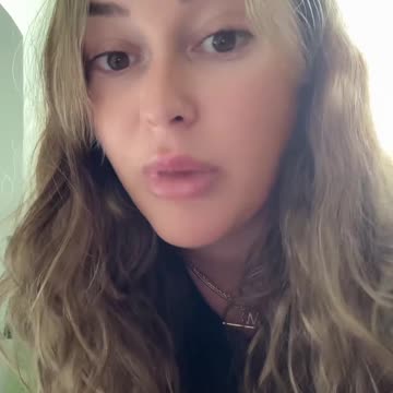 SHOCK! Lucy Connolly, Politician's Wife, 31 Months in JAIL for a Tweet – Freedom in Check?