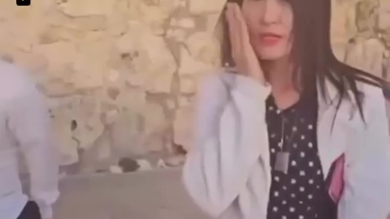 Pro-Israeli Asian gets rude wake-up call when she actually goes