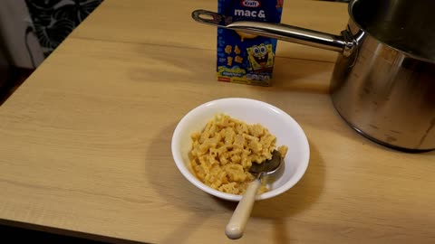 Kraft Macaroni and Cheese Dinner SpongeBob SquarePants Food Review