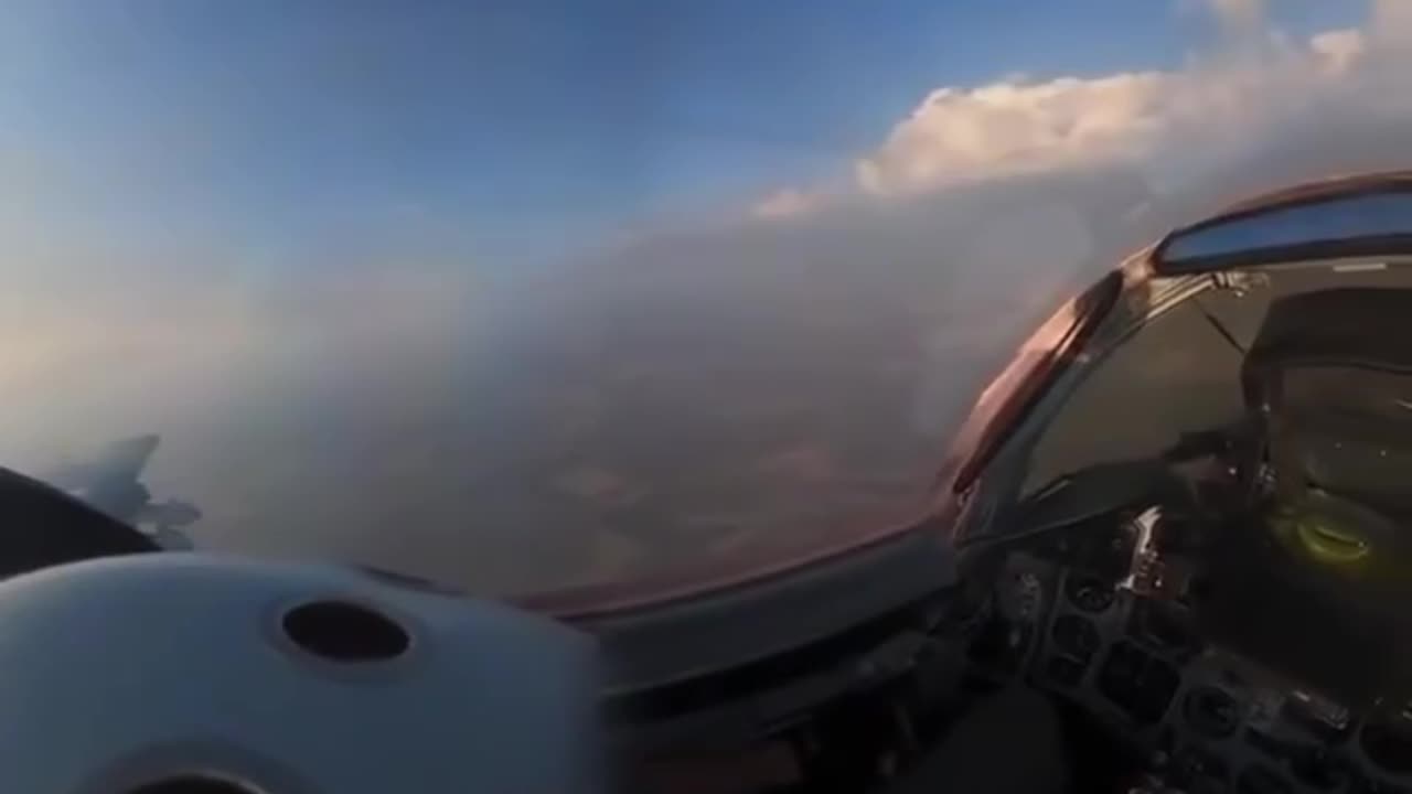 πΊπ¦βοΈ MiG-29 destroys a Russian kamikaze drone "Shahed-136" in the sky over Ukraine
