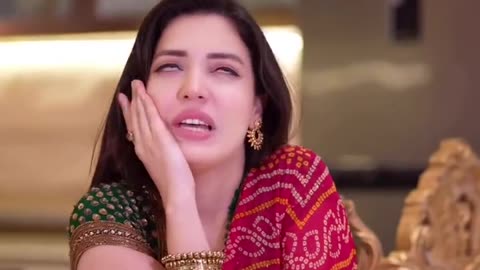 Pretty woman India look with dance