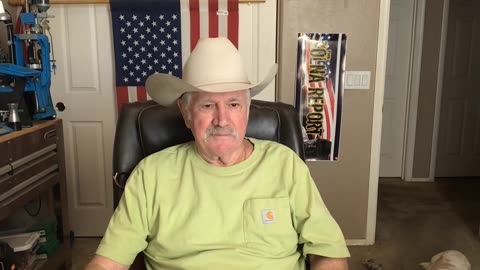 Trump Is Too Stupid To Understand That Tariffs Are A Tax On American People!