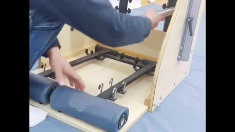 How to assemble a wunda chair?