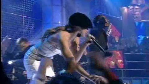 Bangles - Hazy Shade Of Winter = Live New Years Eve 2006