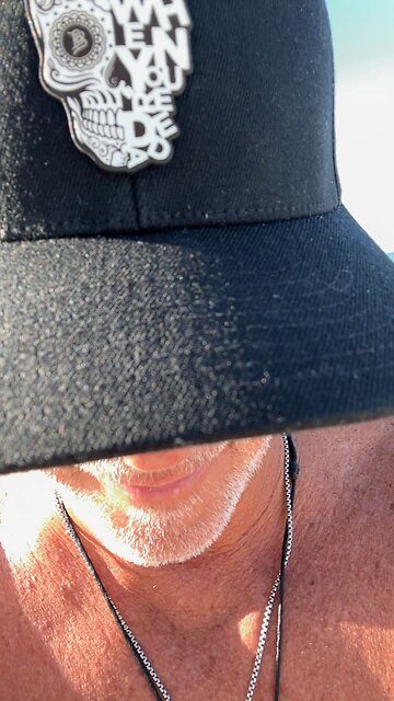 Most of us have the answer! 🌴😎❤️#promptings #sendoutcards #islandvibe