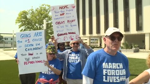 'March for Our Lives' protests permitless carry bill at Florida Capitol