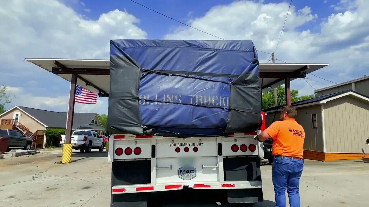 Tarping Lumber when it's 104 | Collins Trucking Co.